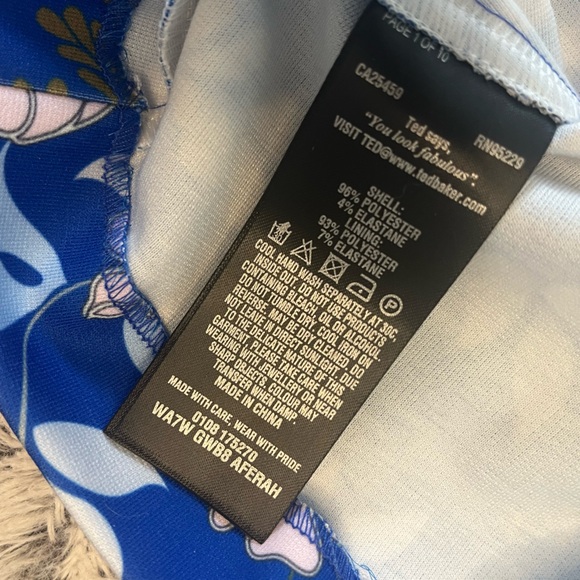 ๐ Ted Baker Kyoto Gardens Cross-over Top - Picture 14 of 17